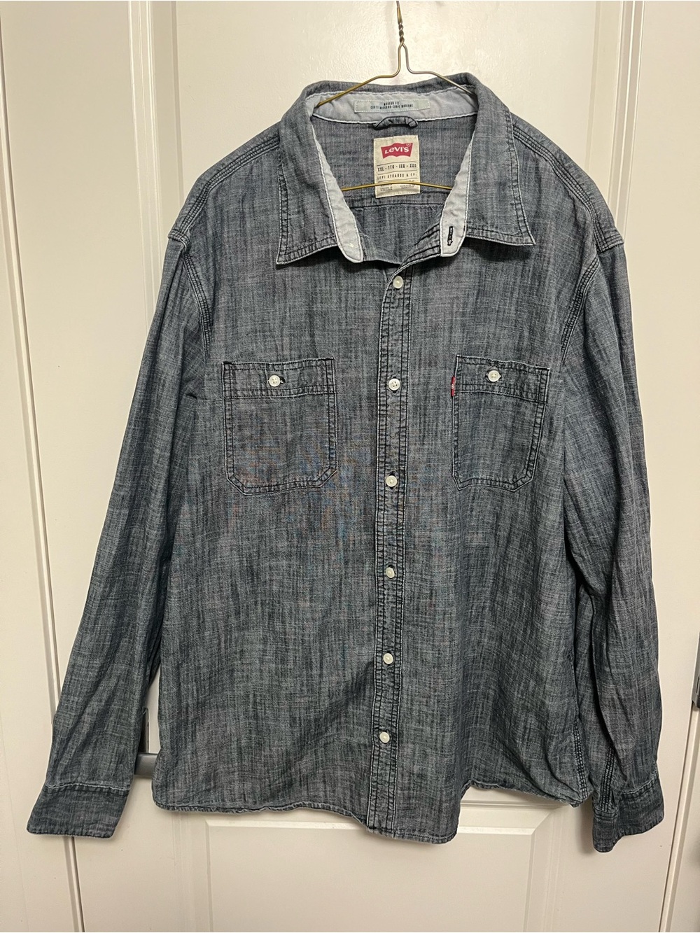 Levi's Modern Fit Mens Long Sleeve Chambray Button Down Shirt - Size XXL
